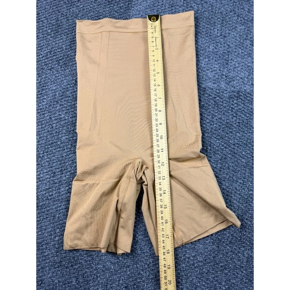 SPANX details brand